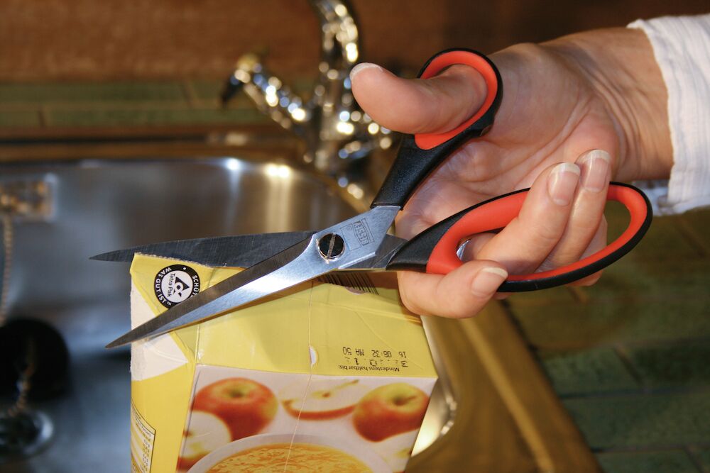 Nůžky pro domácnost a víceúčelové nůžky